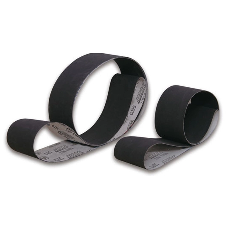 ¿Qué factores se deben considerar al seleccionar el tamaño de grano apropiado para un paño abrasivo de carburo de silicio?