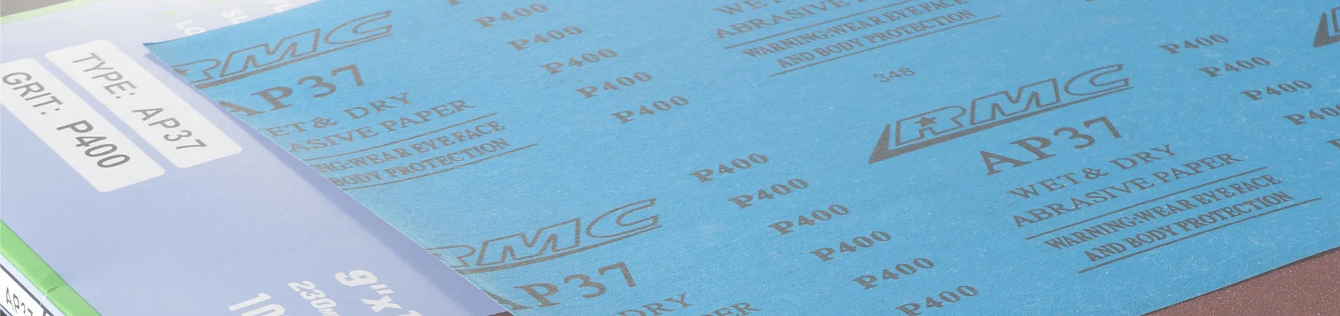 Papel abrasivo impermeable